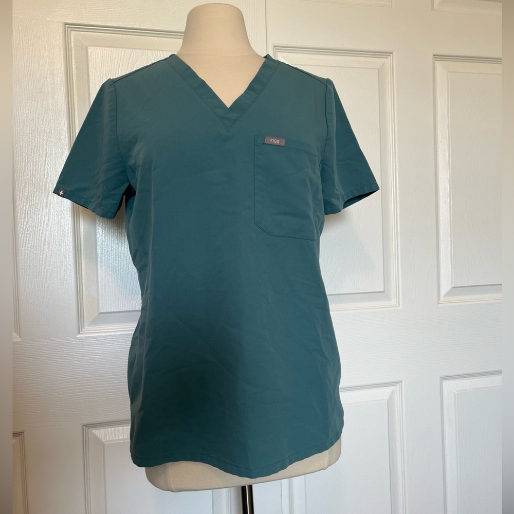 Figs Catarina green top M
